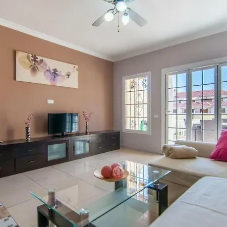 Apartment 1 Bedroom Cristianos Vistas Los Cristianos (Tenerife)