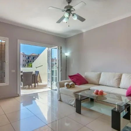 1 Bedroom Cristianos Vistas Apartment Los Cristianos (Tenerife)